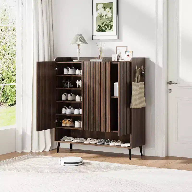 Large Shoe Cabinet with 3 Doors, Adjustable Shelves, Shoe Organizer for Hallway, Entryway, Living Room